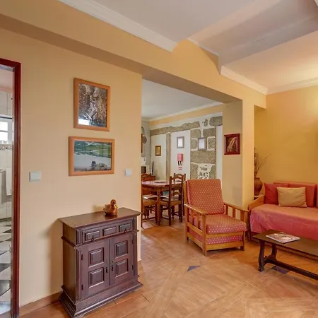 Casinhas Tilias * Seia