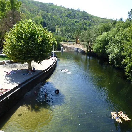 Сasa de vacaciones Casinhas Tílias Seia