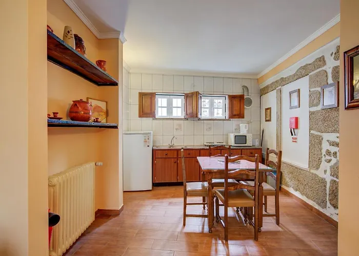 Casinhas Tílias Seia